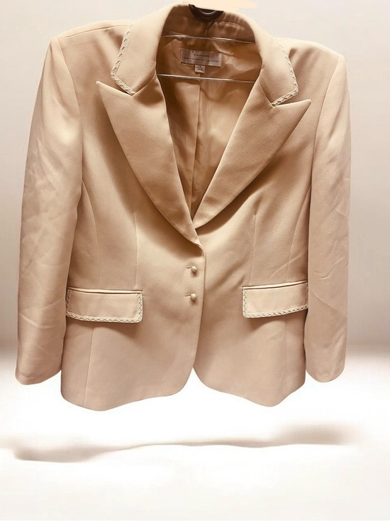 Tahari Jackets & Blazers - TAHARI Classic Women's Cream Blazer Jacket 12